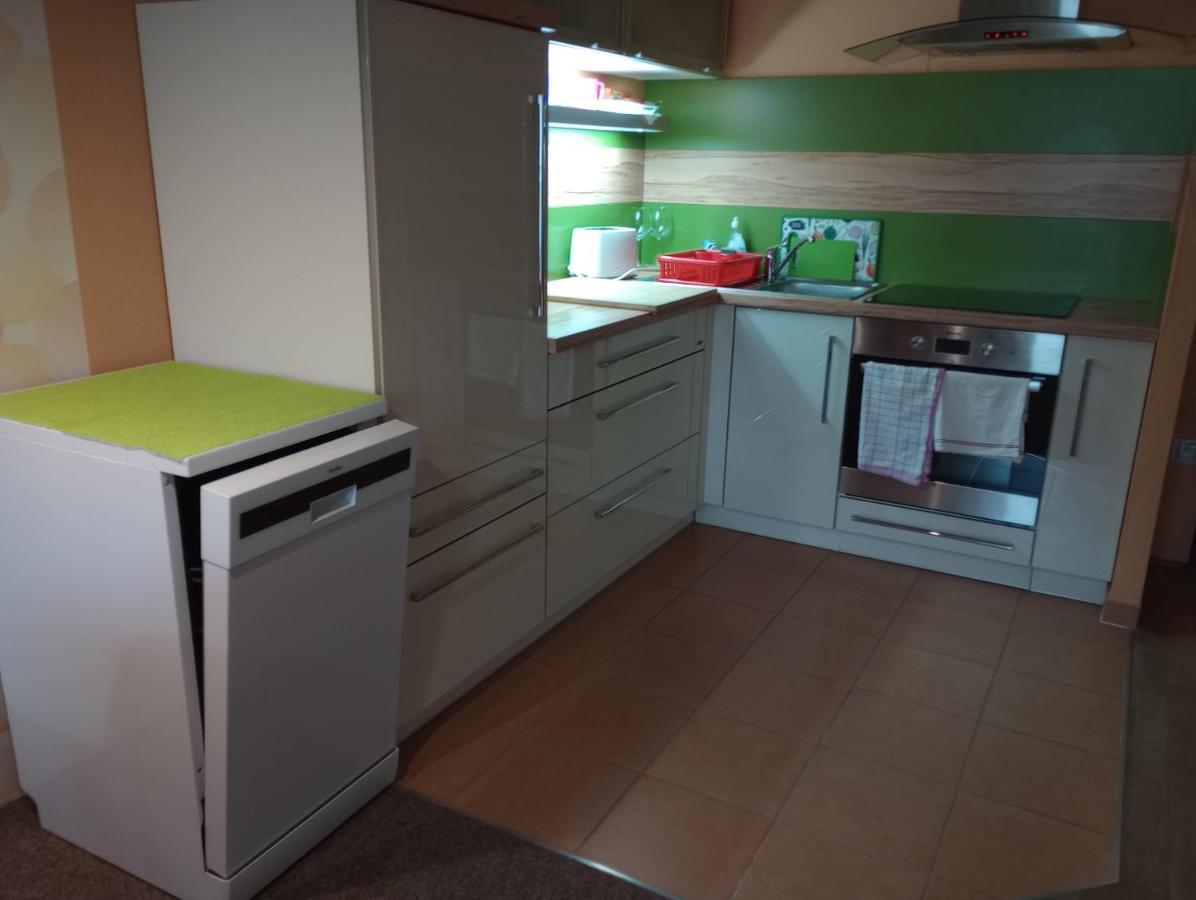 Apartman Rezidence Certovka 2121 Free Parking Garage Karlovy Vary Luaran gambar